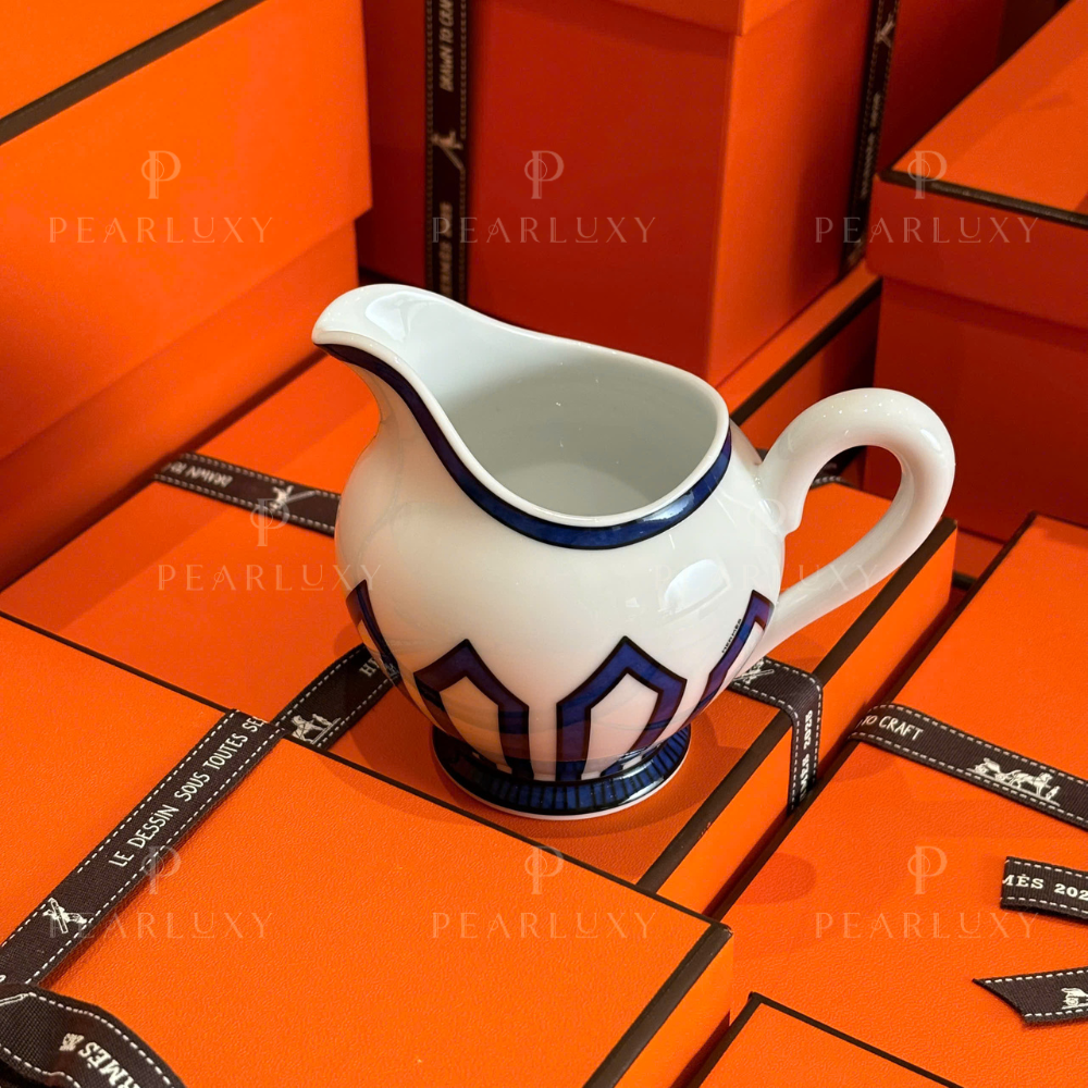 Bleus d'Ailleurs creamer