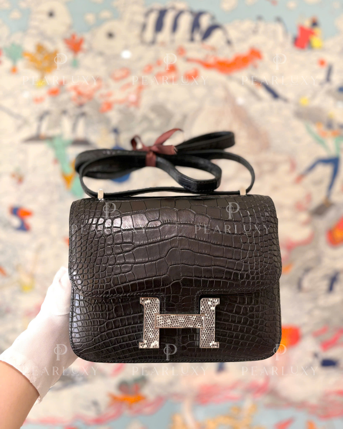 Constance 18 Alligator PHW - Noir/Ombre