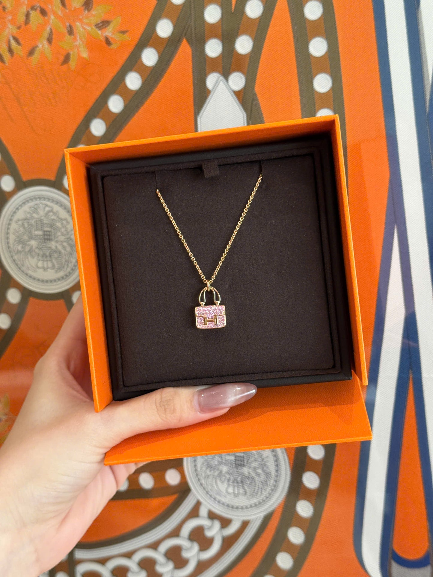 Amulettes Constance pendant