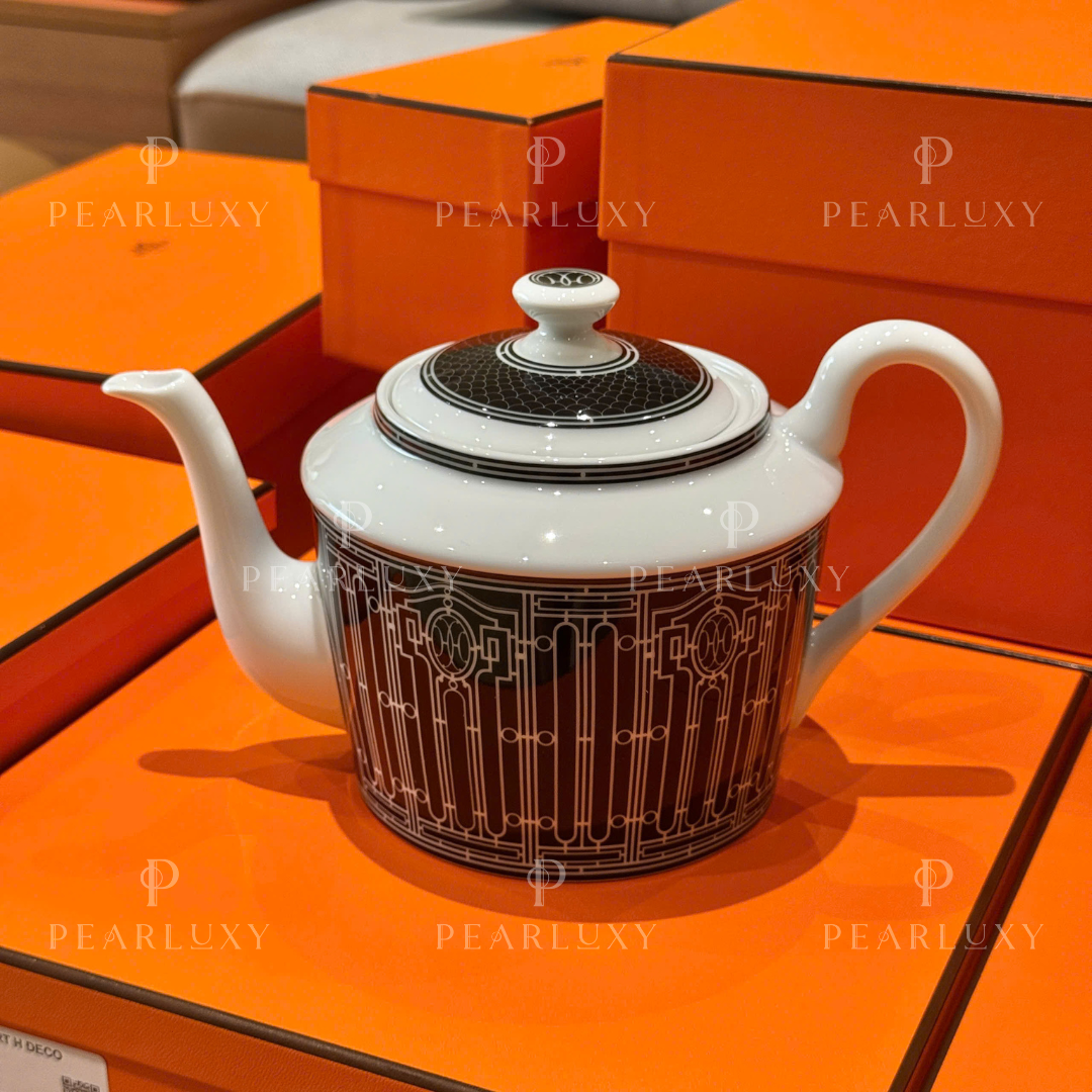 H deco Teapot