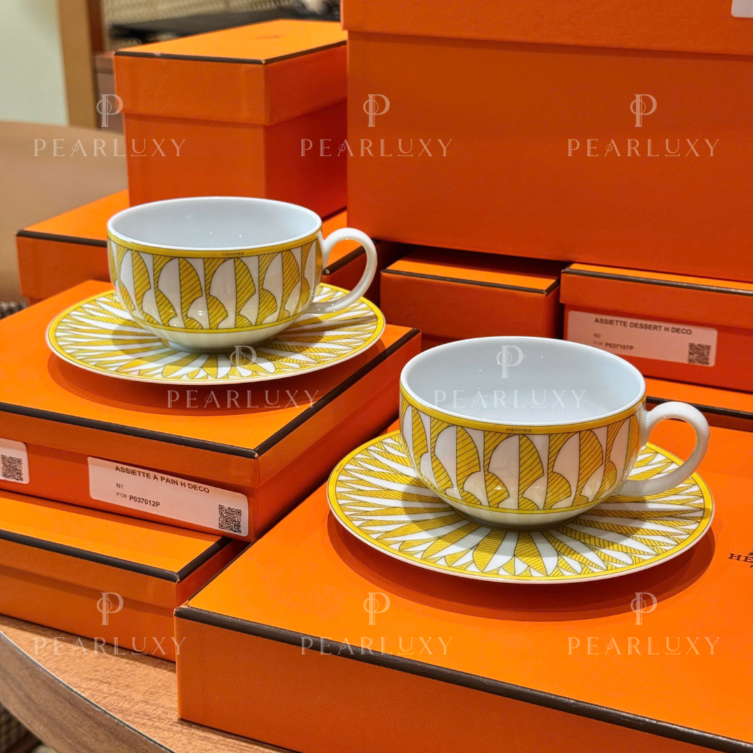 Soleil d’Hermès tea cup and saucer