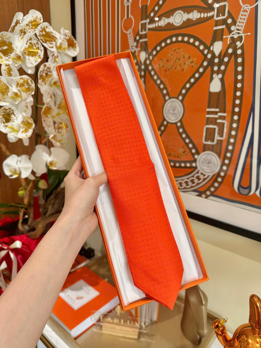 Faconnee H tie - orange vif